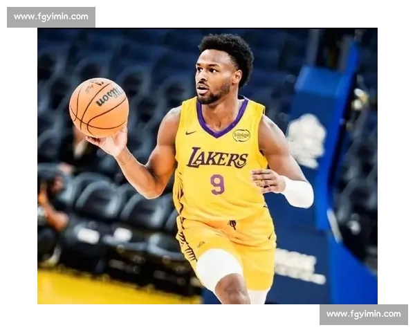 布朗尼休赛期特训揭秘:从发展联盟逆袭到夏季联赛的蜕变之路 布朗尼休赛期特训揭秘:从发展联盟逆袭到夏季联赛的蜕变之路