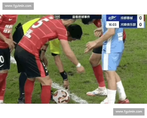 红牌飞出!苏超直播上演惊天逆转,裁判判罚引发巨大争议 红牌飞出!苏超直播上演惊天逆转,裁判判罚引发巨大争议
